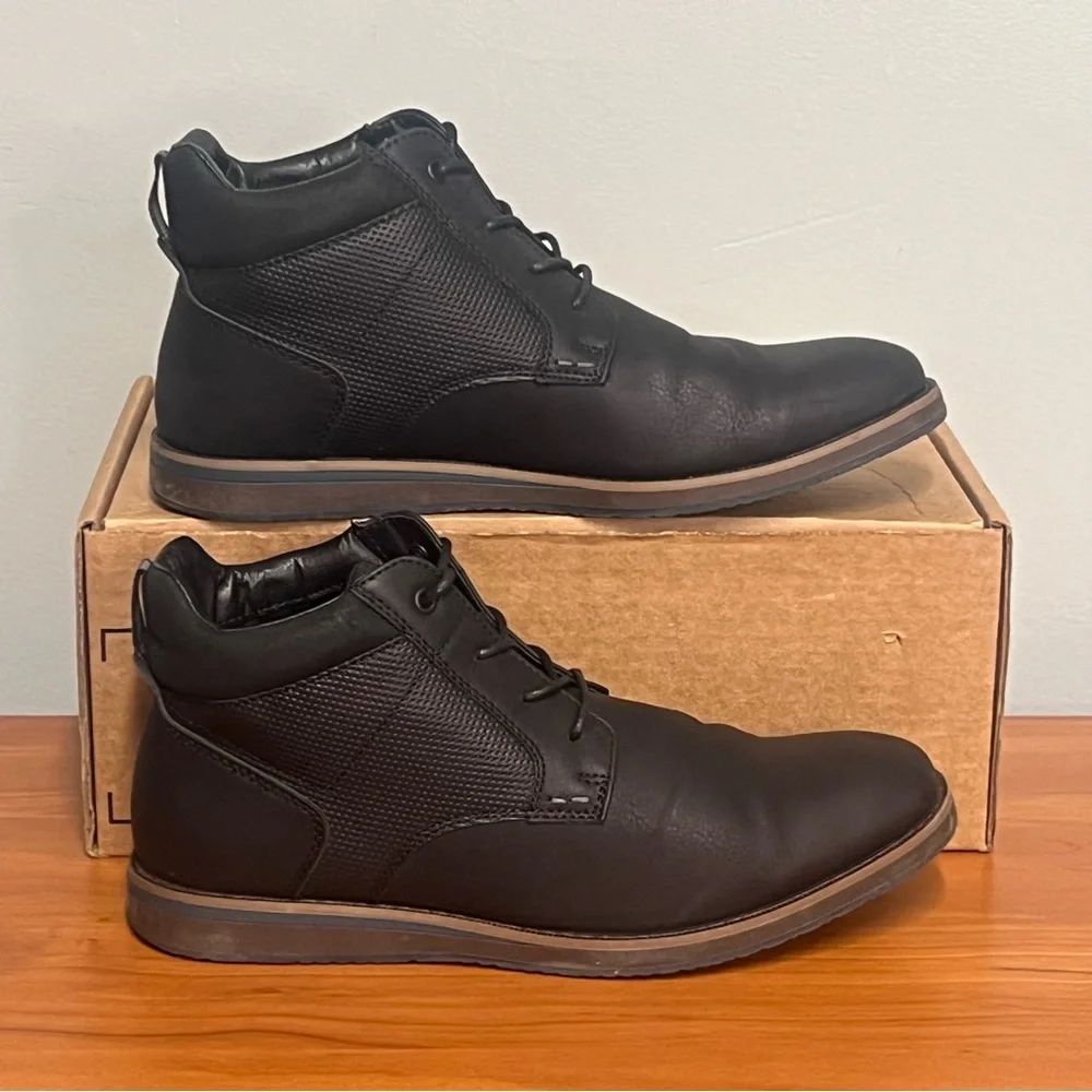 Men's Nunn Bush Chase Plain Toe Lace Up Chukka Boot Size 8
